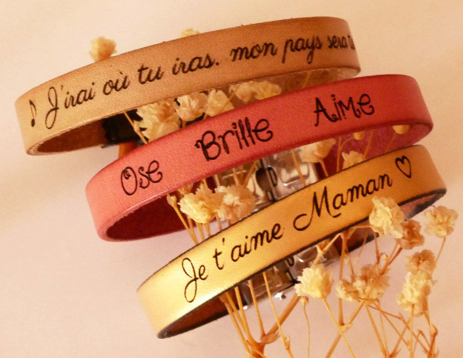 ♥ Bracelets à messages gravés