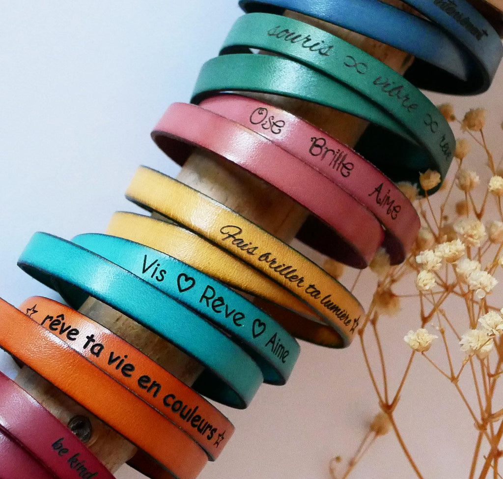 bracelet gravé double cuir coloré citation motivation