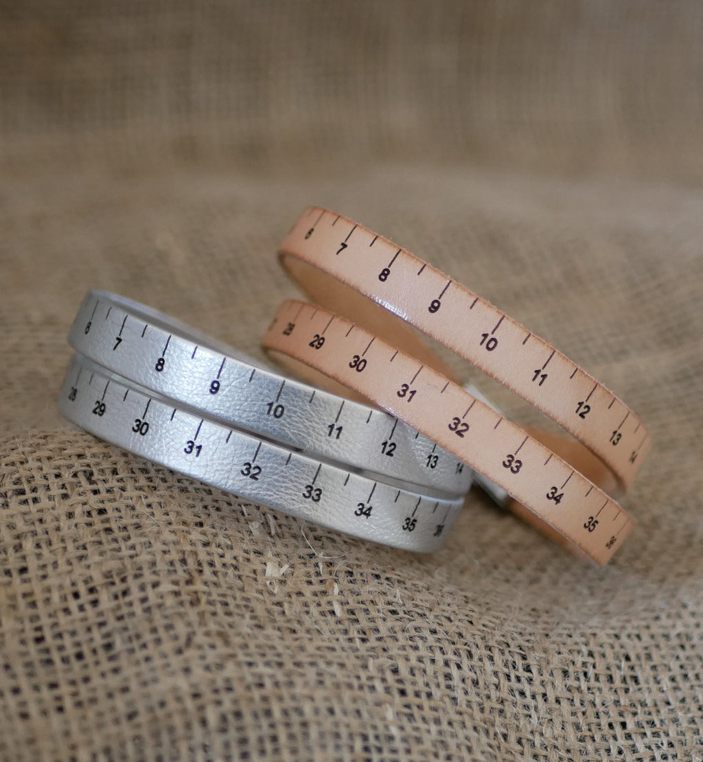 Bracelet cuir Mètre couturière double tour ajustable toutes tailles