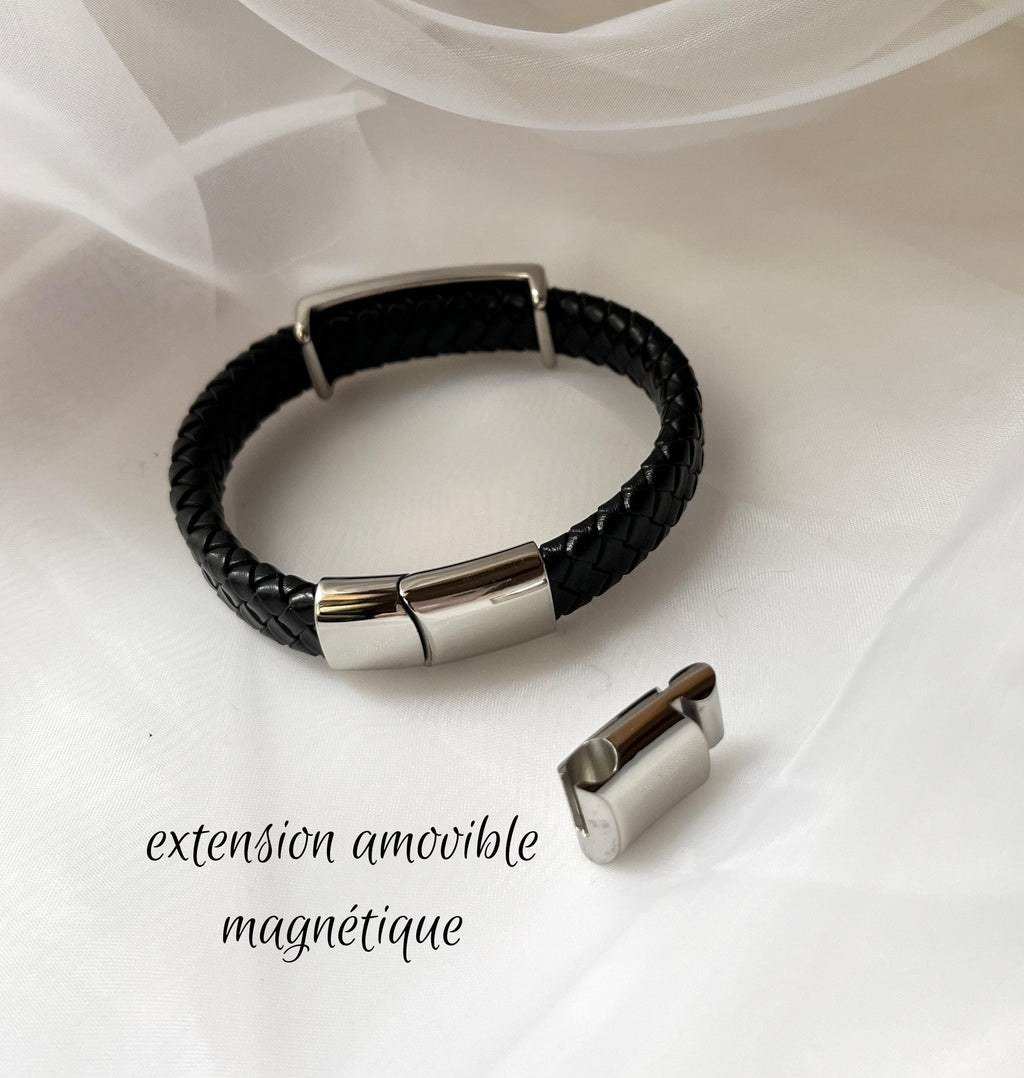 Bracelet cuir noir tressé à plaque métallique 2 coeurs gravés