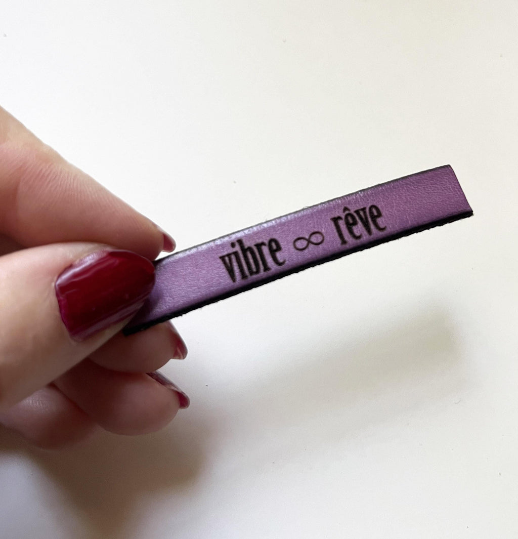 Magnet en cuir personnalisé gravé de votre message