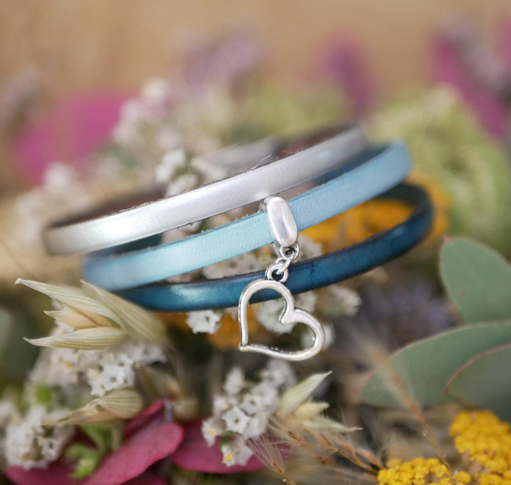 Bracelet cuir à breloque au choix personnalisable par gravure