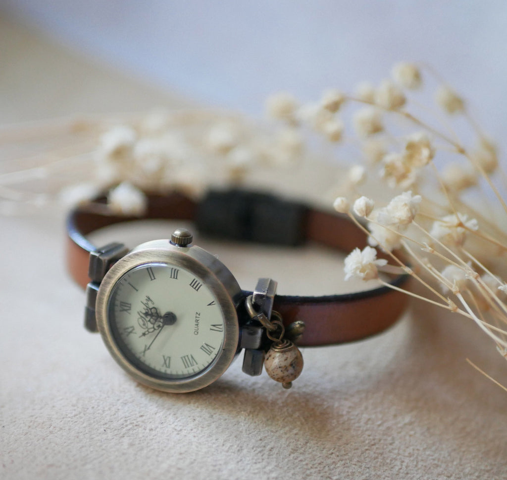 Montre bracelet femme en cuir personnalisable