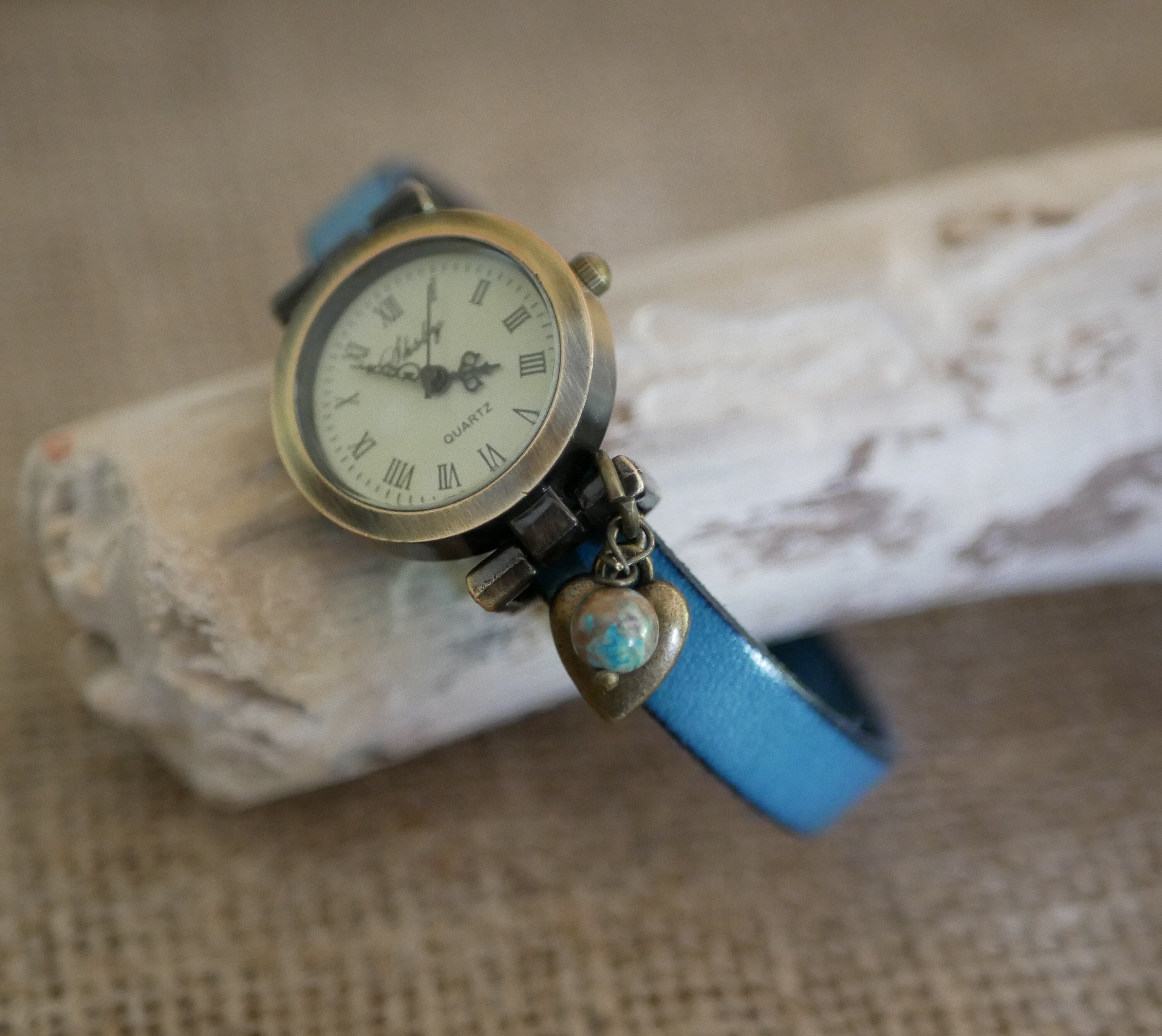 Montre bracelet femme en cuir personnalisable