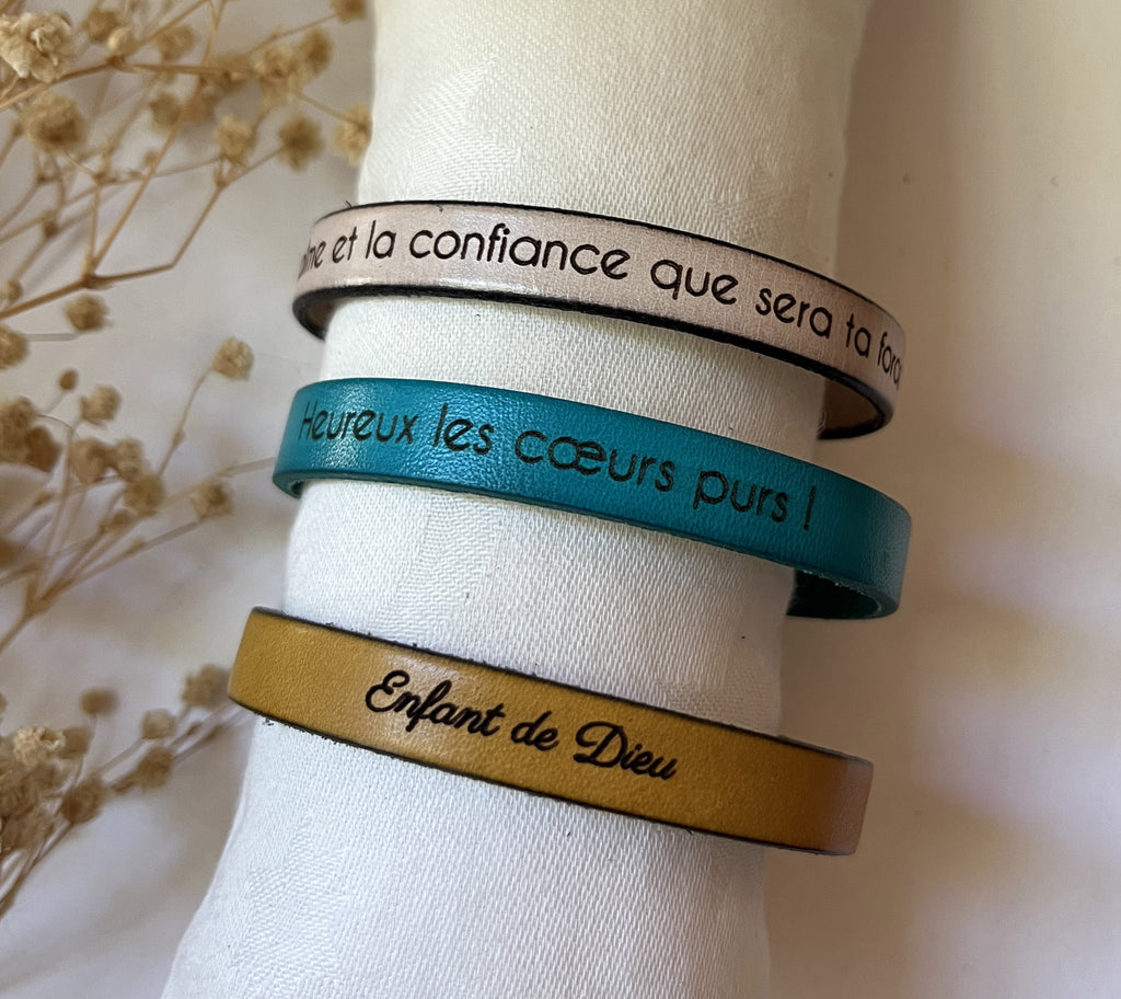 Bracelet chrétien Symbiose en cuir personnalisé avec gravure