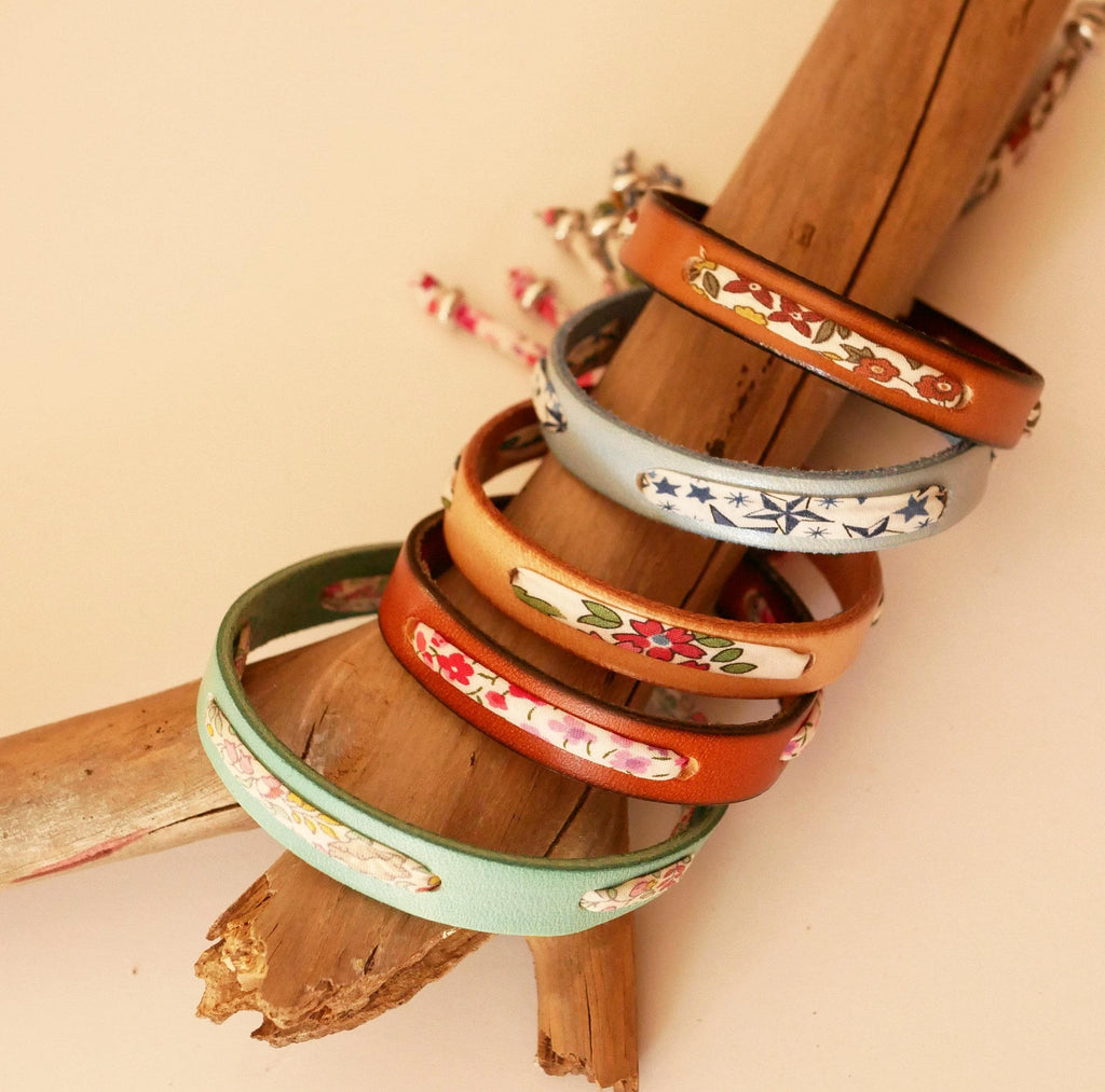 Bracelet ruban Liberty sur cuir au choix