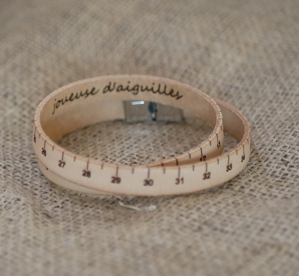 Bracelet cuir Mètre couturière double tour ajustable toutes tailles