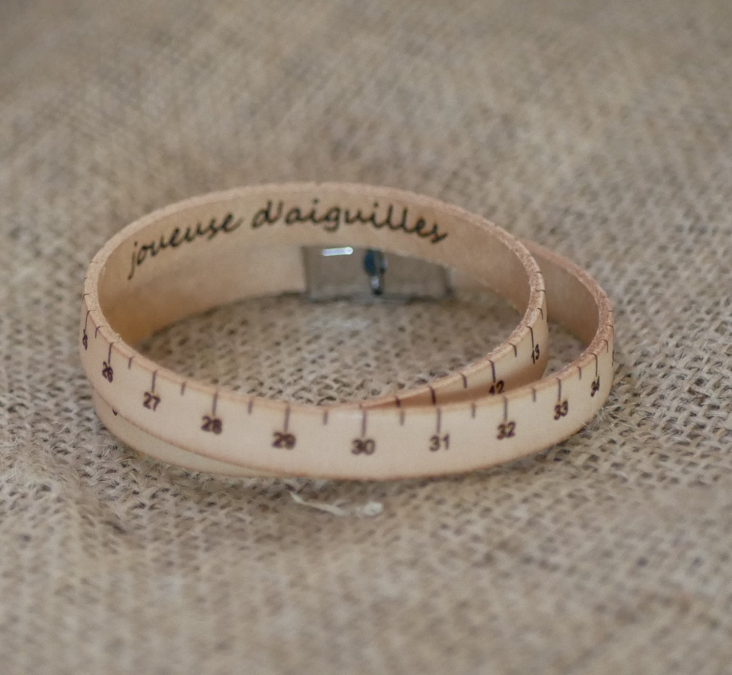 Bracelet cuir Mètre couturière double tour ajustable toutes tailles