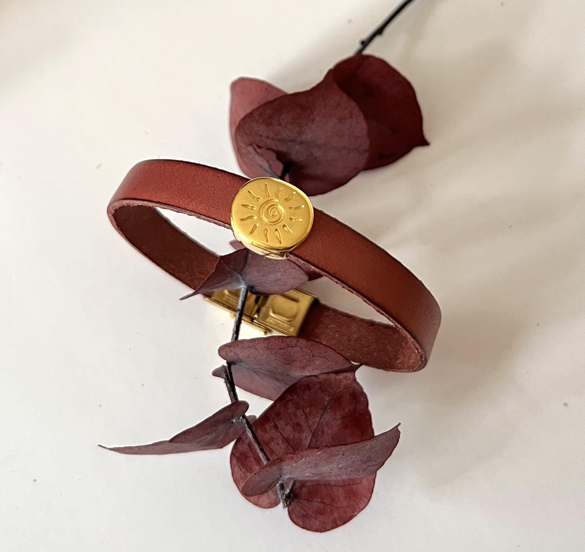 Bracelet cuir charme doré à personnaliser