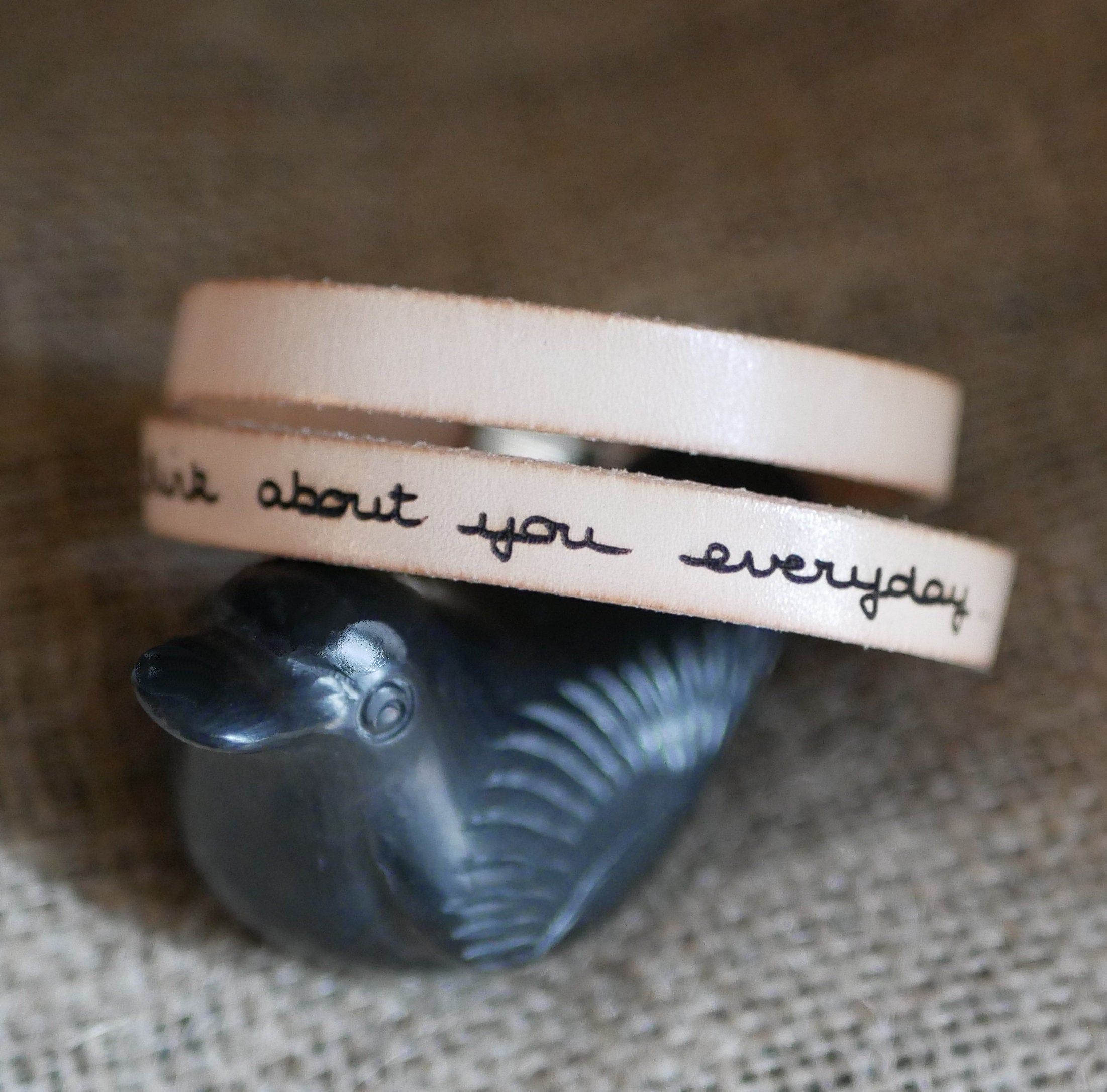 Bracelet gravé d'écriture manuscrite d'après photo