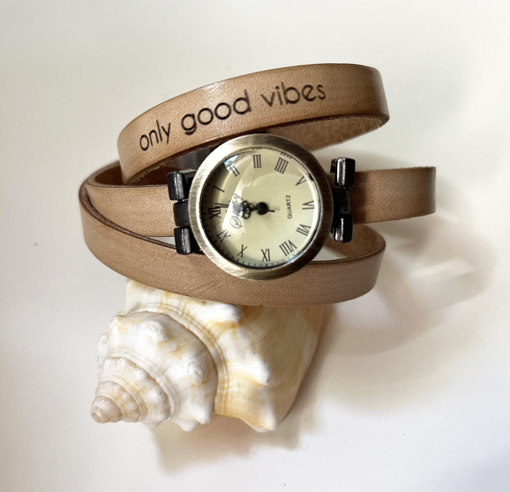 Montre femme vintage bracelet cuir trois tour de poignet