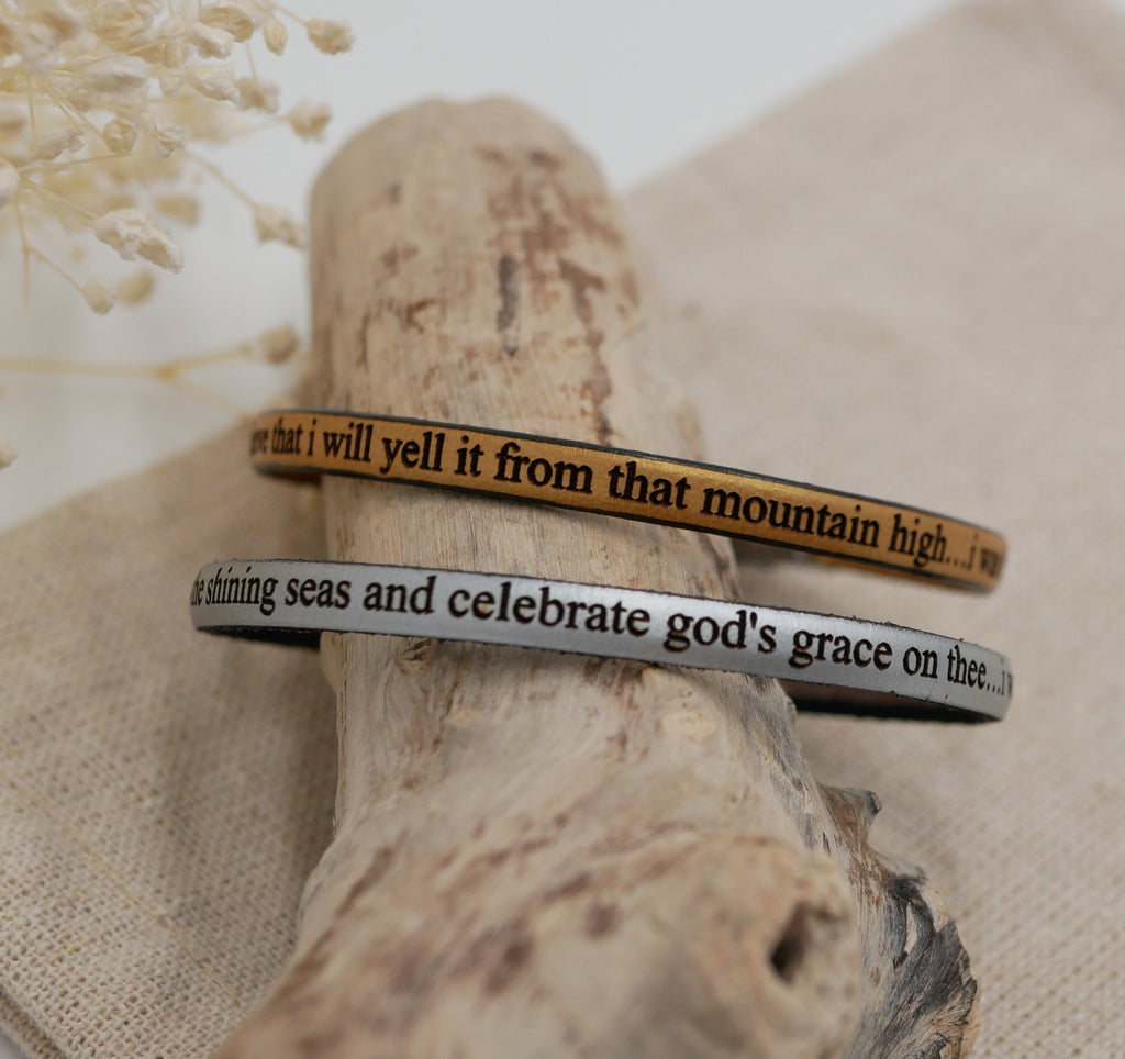 Bracelet chrétien en cuir fin personnalisable