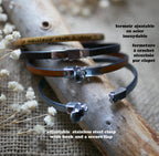 Bracelet cuir à breloque au choix personnalisable par gravure