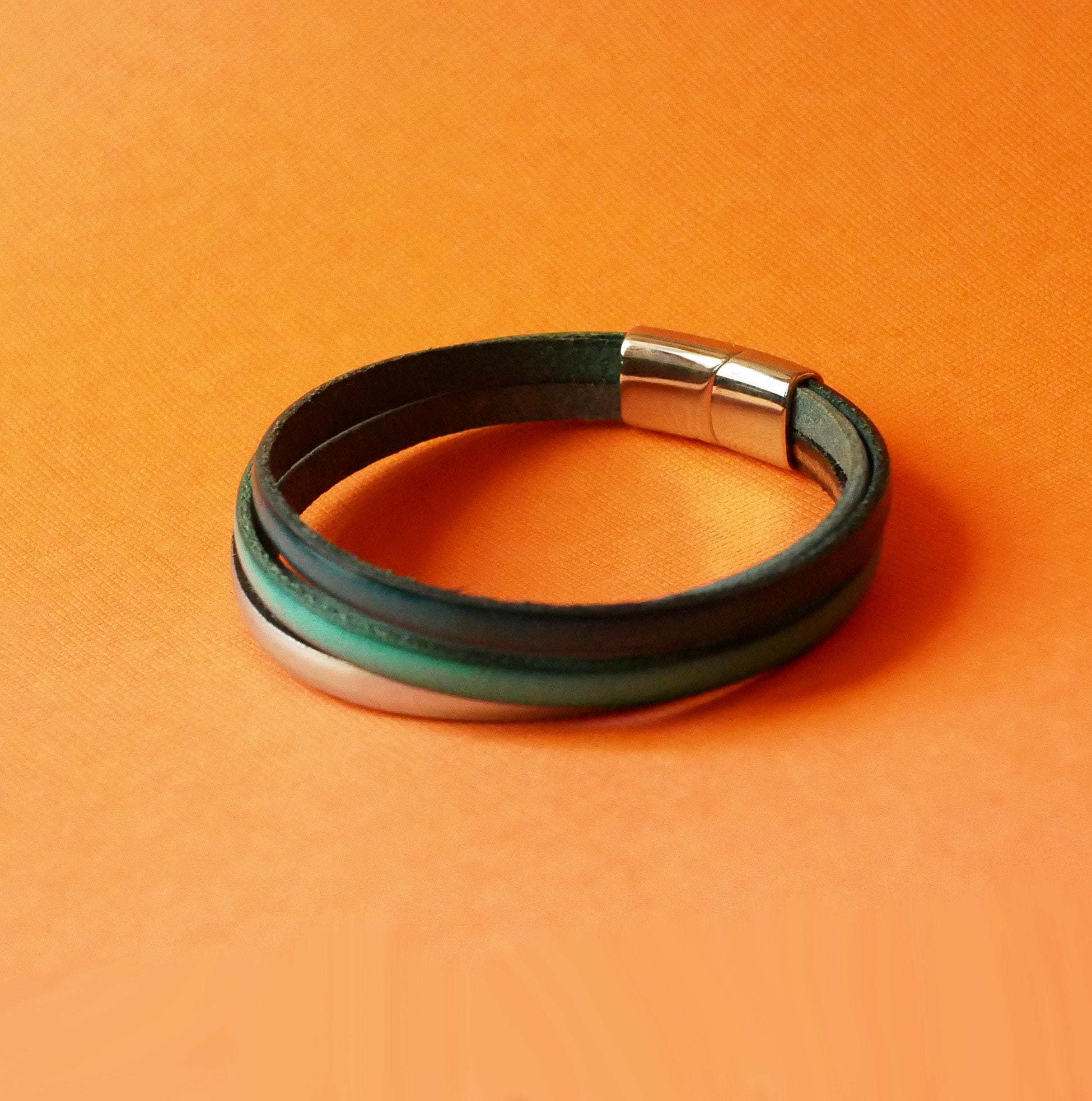 Bracelet manchette femme aux 4 cuirs bleus turquoises