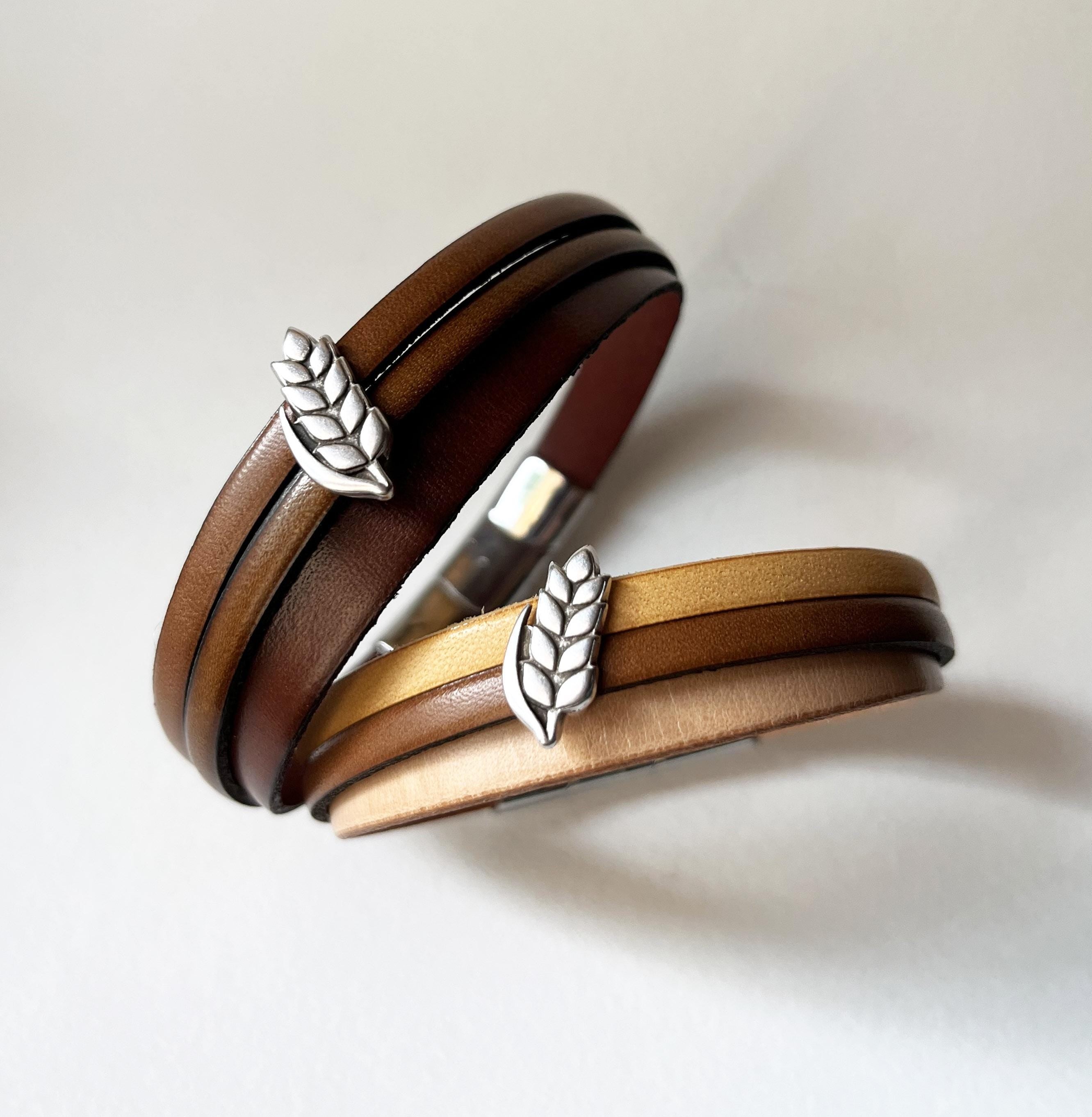 Bracelet personnalisé aux 3 cuirs et poussoir argenté épis de blé