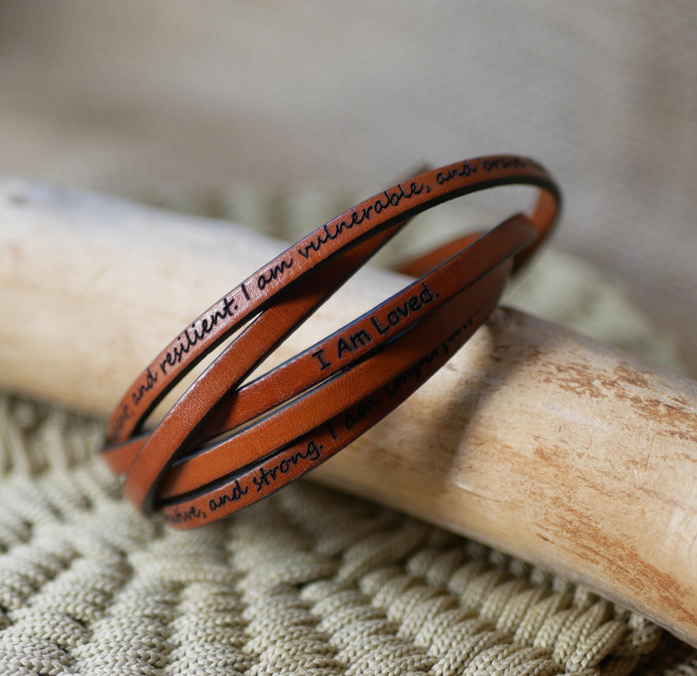 Bracelet cuir 5 tours de poignet gravé de citation, messages