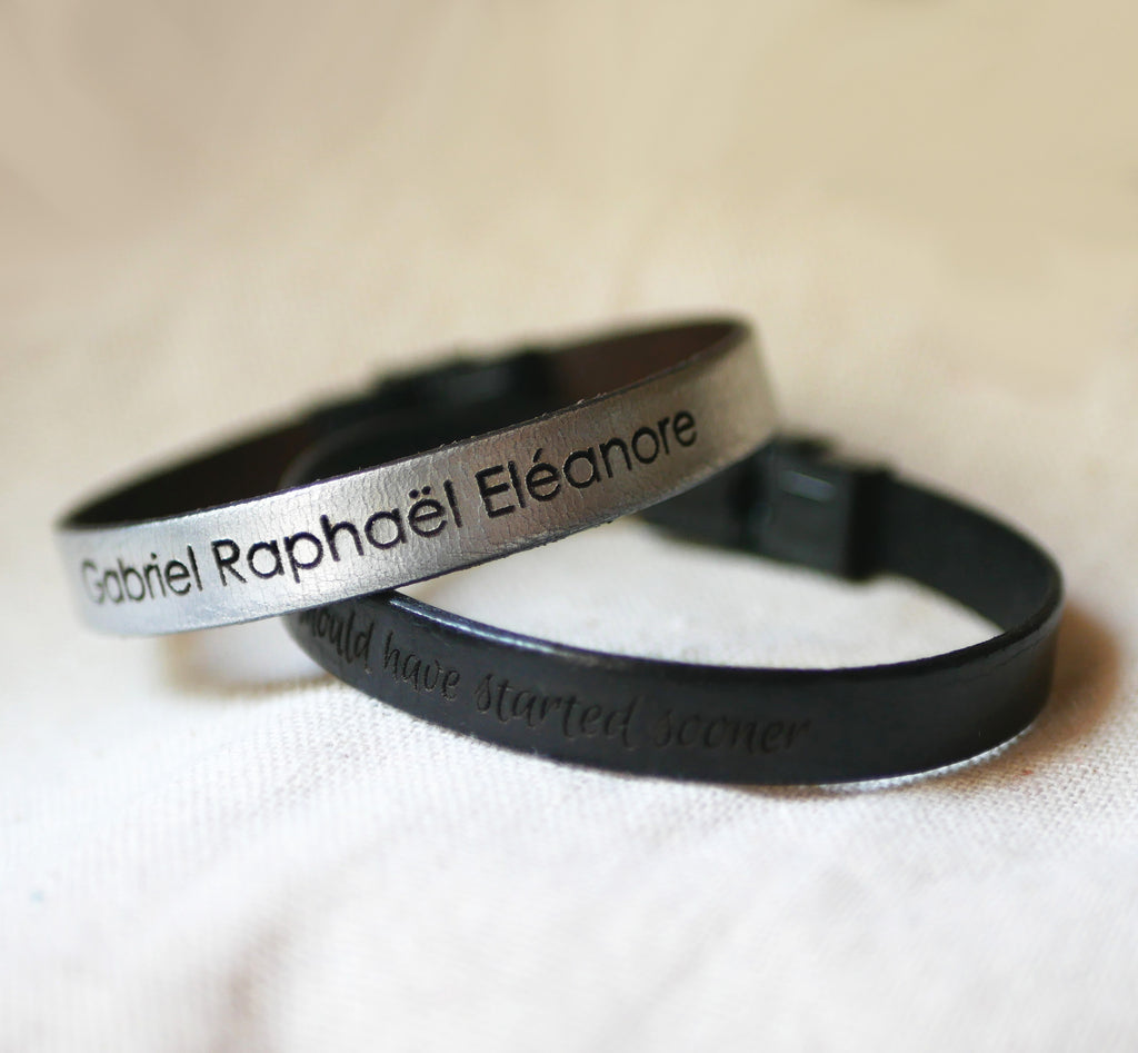 Bracelet homme cuir gravé ajustable au fermoir acier noir