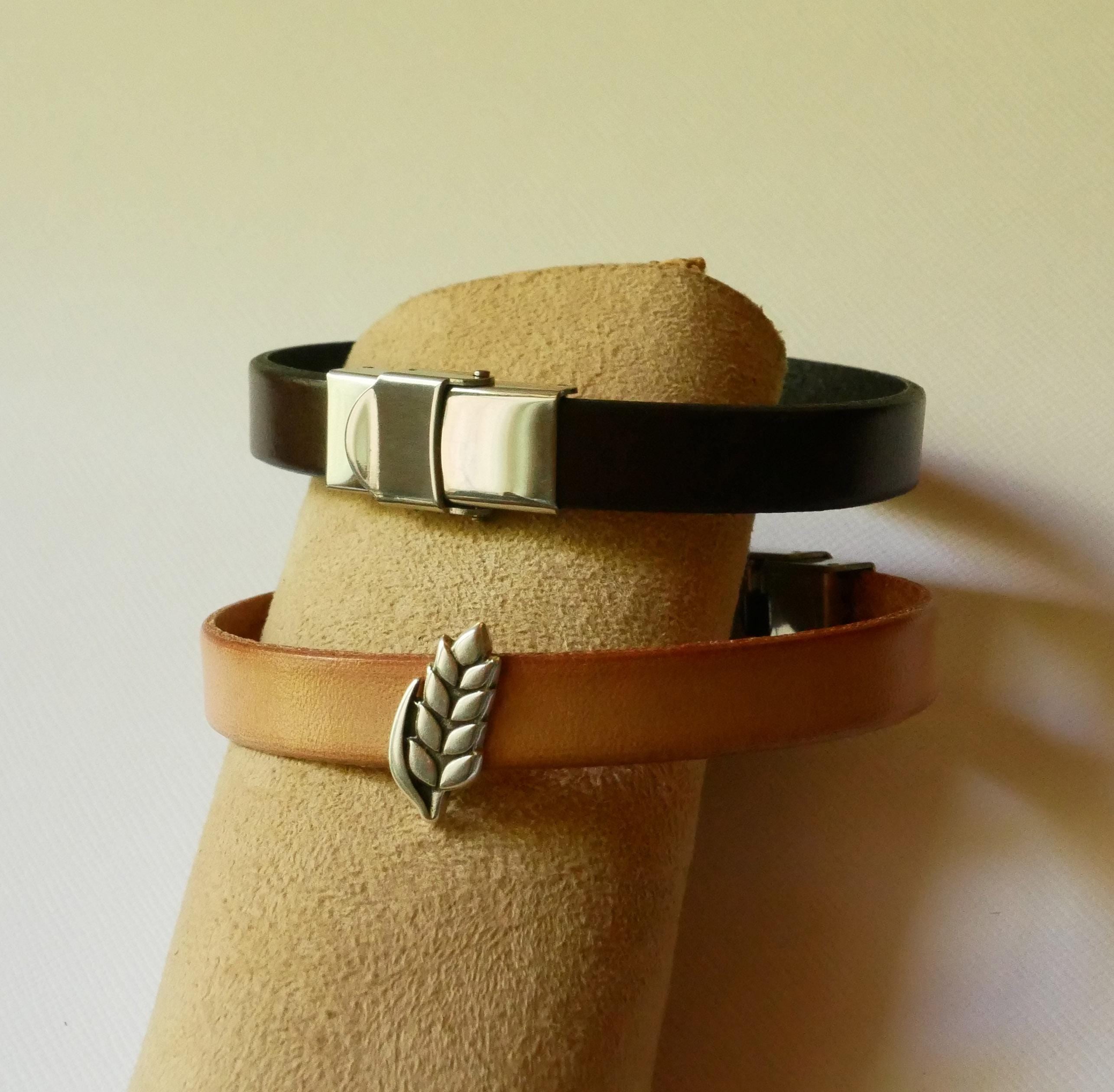 Bracelet cuir décoré d'un poussoir argenté épi de blé