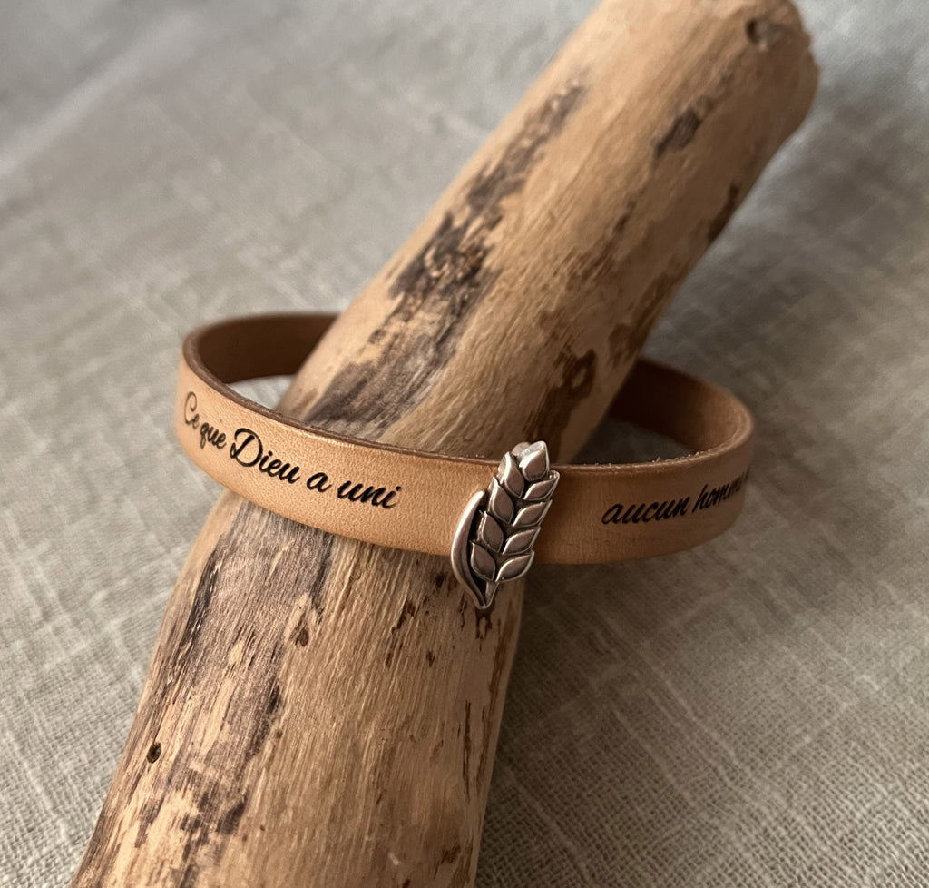 Bracelet cuir décoré d'un poussoir argenté épi de blé