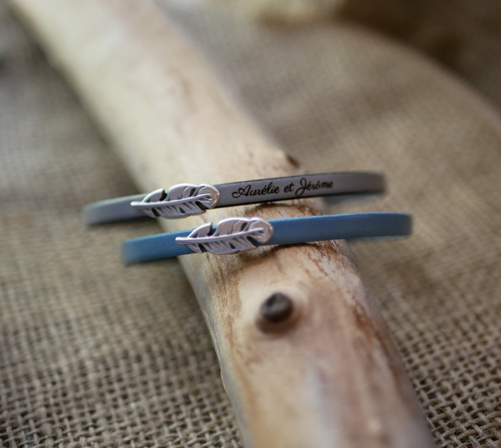 Bracelet cuir fin avec breloque argentée au choix à graver de parole biblique