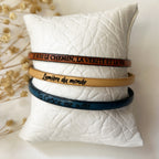 Lot de 5 bracelets en cuirs fins gravés de paroles bibliques