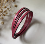 bracelet triple tour cuir rose gravé verset biblique chetien