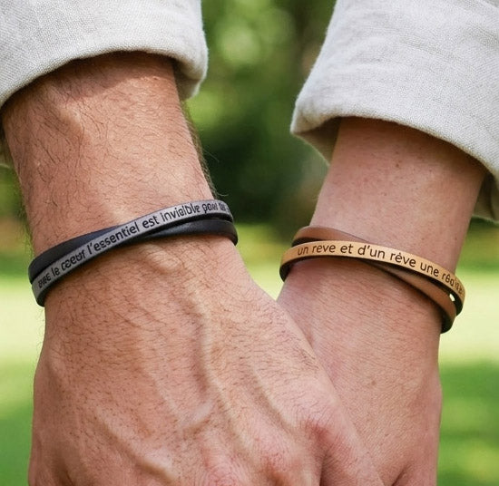 Bracelet aux cuirs croisés en duo de couleurs