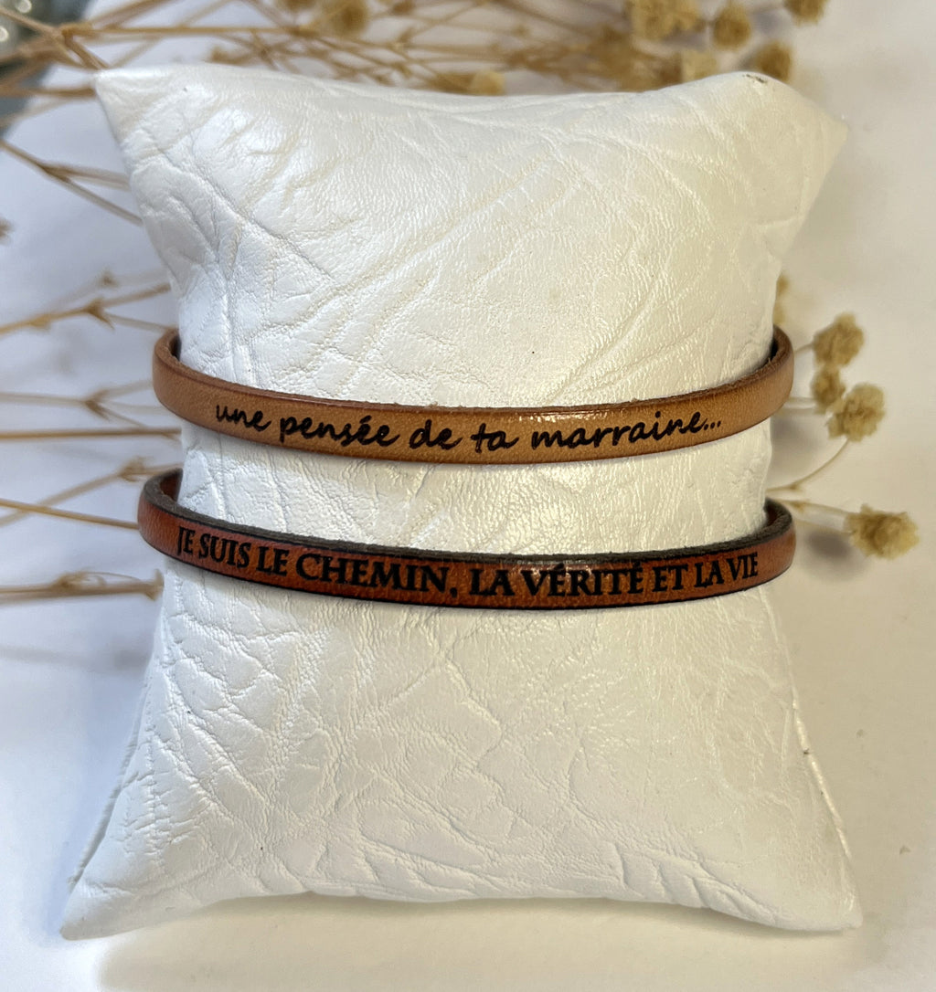 Bracelet chrétien en cuir fin personnalisable