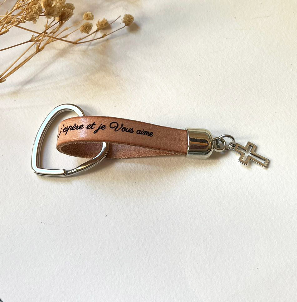 Lot de 5 Porte-clés cuir gravé parole chrétienne avec charme pendentif