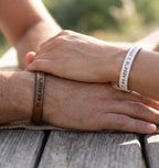 bracelets pour couple amoureux assorti même gravure personnalisé anniversaire de mariage