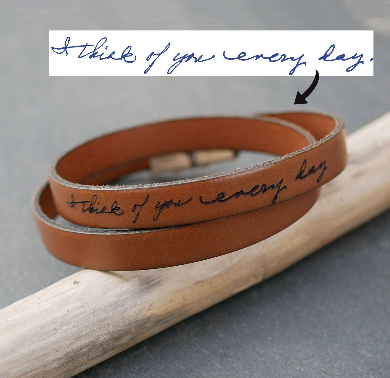Bracelet gravé d'écriture manuscrite d'après photo