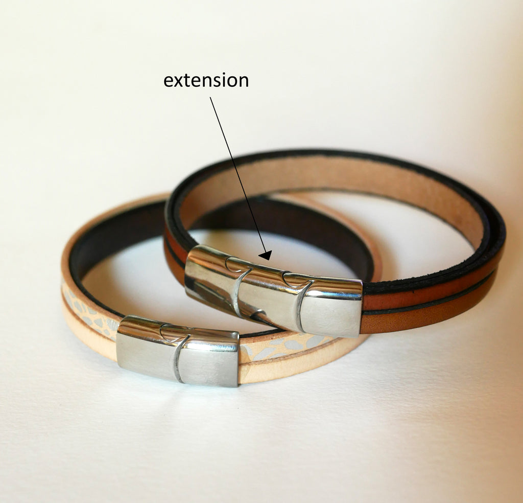 Bracelet cuir doublé fauve pièce centrale tressée métallisé