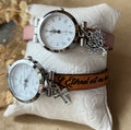 Montre femme cadran argenté bracelet cuir avec breloque pendentif