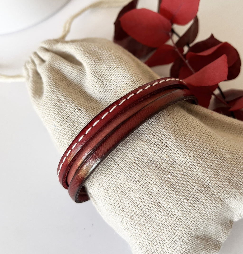 Bracelet manchette femme aux 3 cuirs rouges